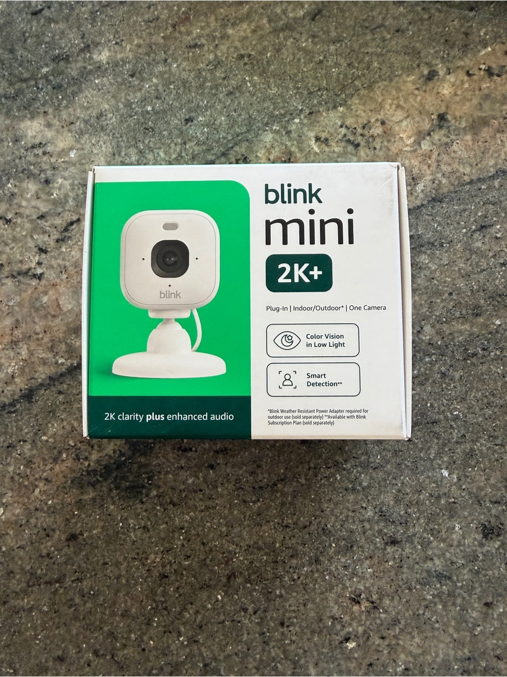 Blink Mini 2K+ Compact Security Camera - White/Green Box